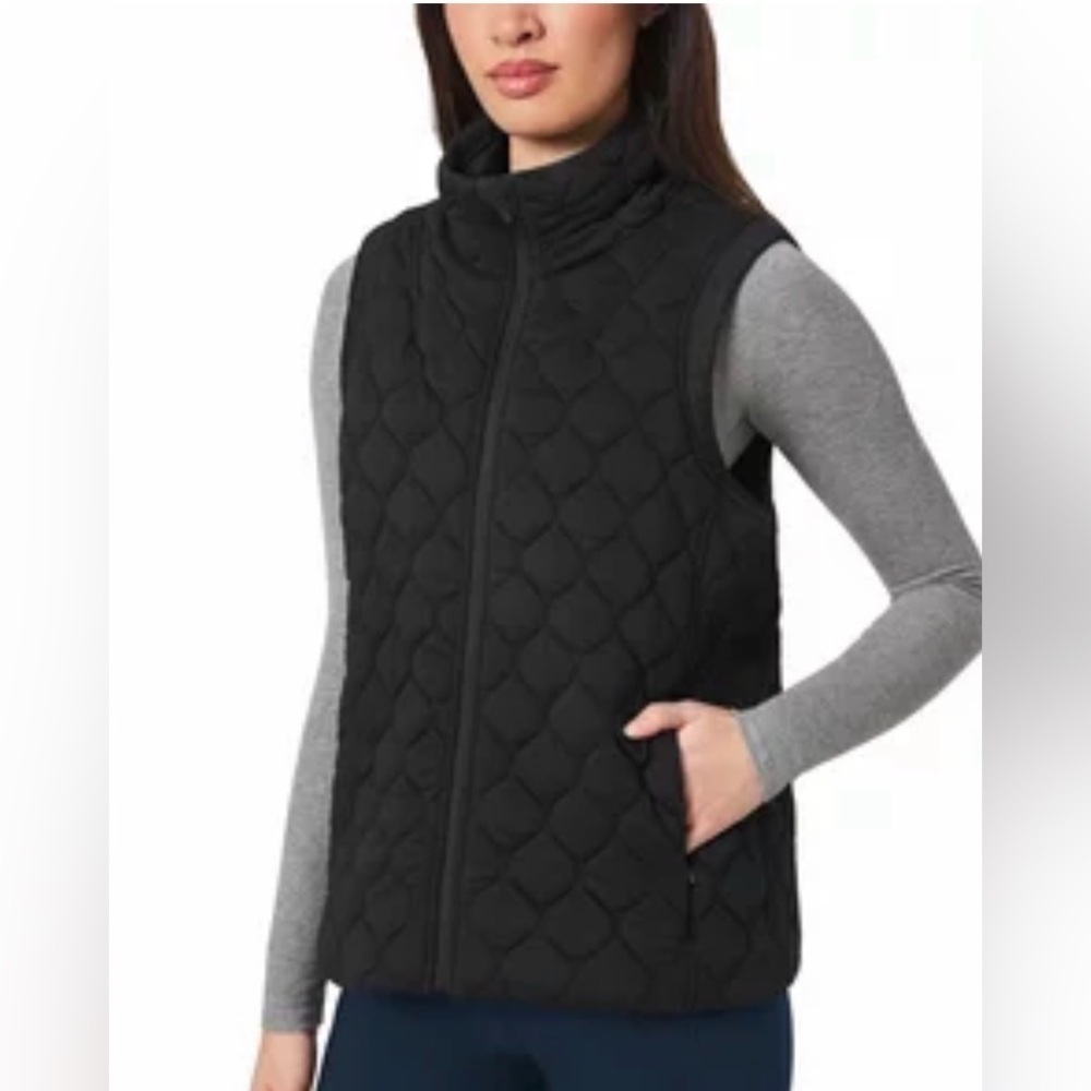 Kirkland Women Quilted Active Vest Black Size Medium 7771811 NWT Stretch Pocket